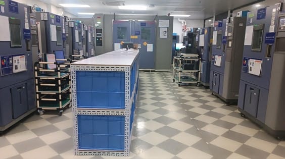 One of the environmental Simulation Laboratories (High temperature/High humidity/Temperature stability test)