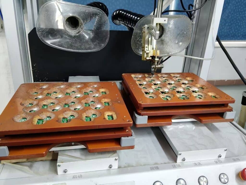 Private Label Smoke Alarms manufacturer CFS soldering chamber